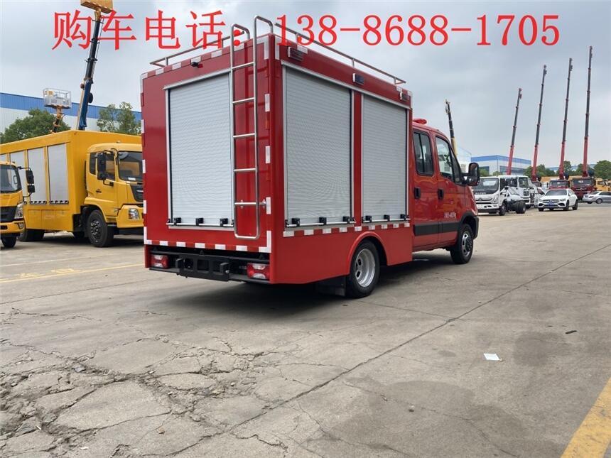 3000ճ