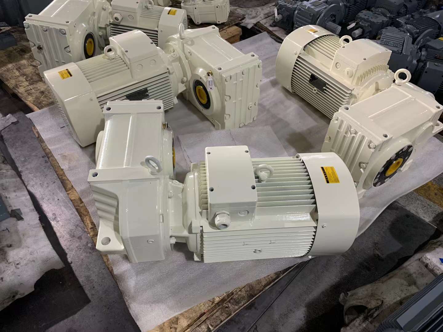 SAF37-Y0.37KW-NA37ٻFF157DRE160M4