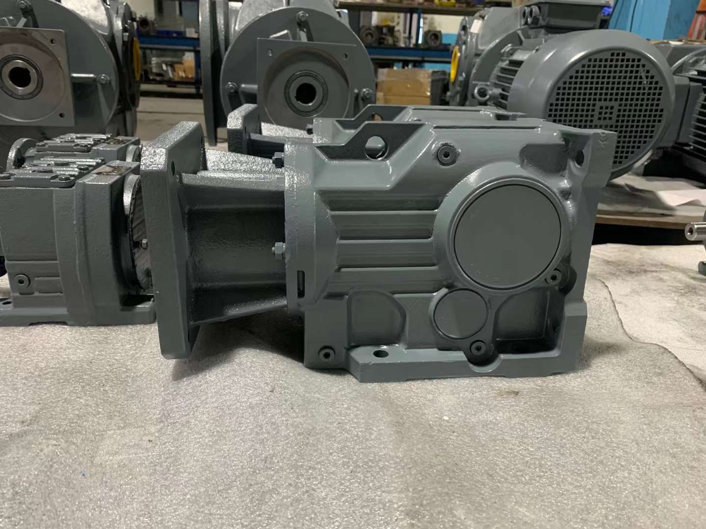 KTAF77R37-YEJ0.25KW-1053制动减速机MC2REST05