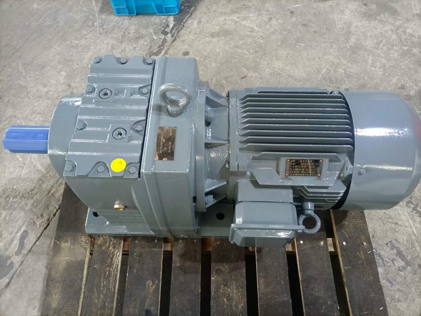 SAZ78-YVP7.5KW-27.75ٻFF27DR63M4