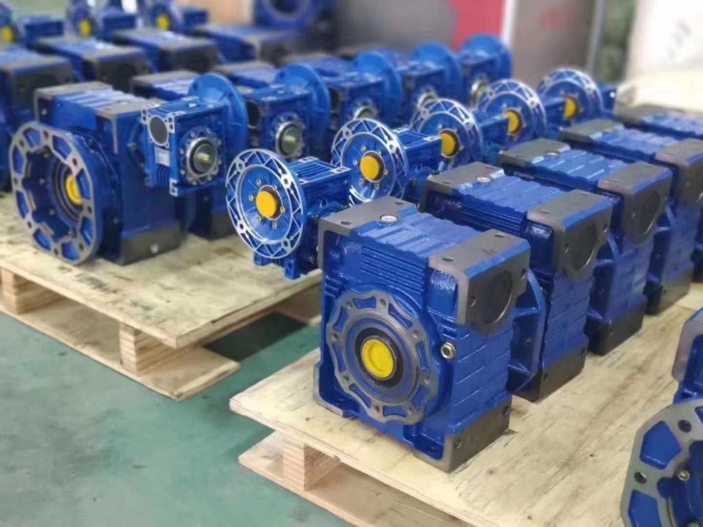 ST57-YVP0.75KW-82MC3PLST09