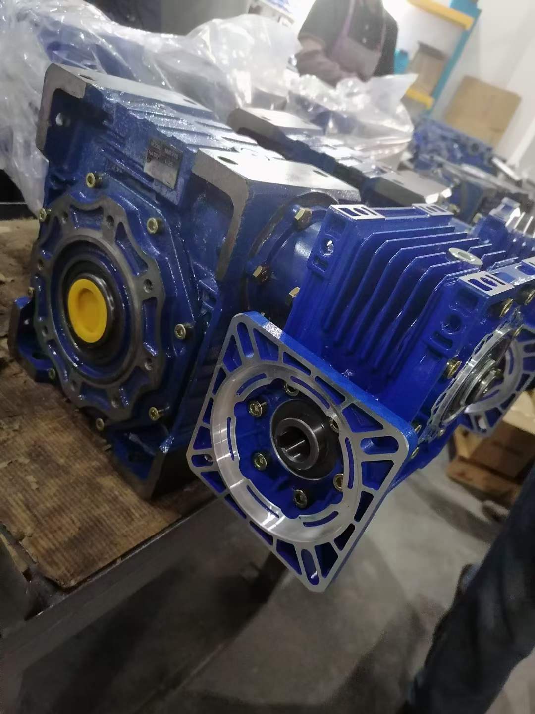 ST57-YVP0.75KW-82MC3PLST09
