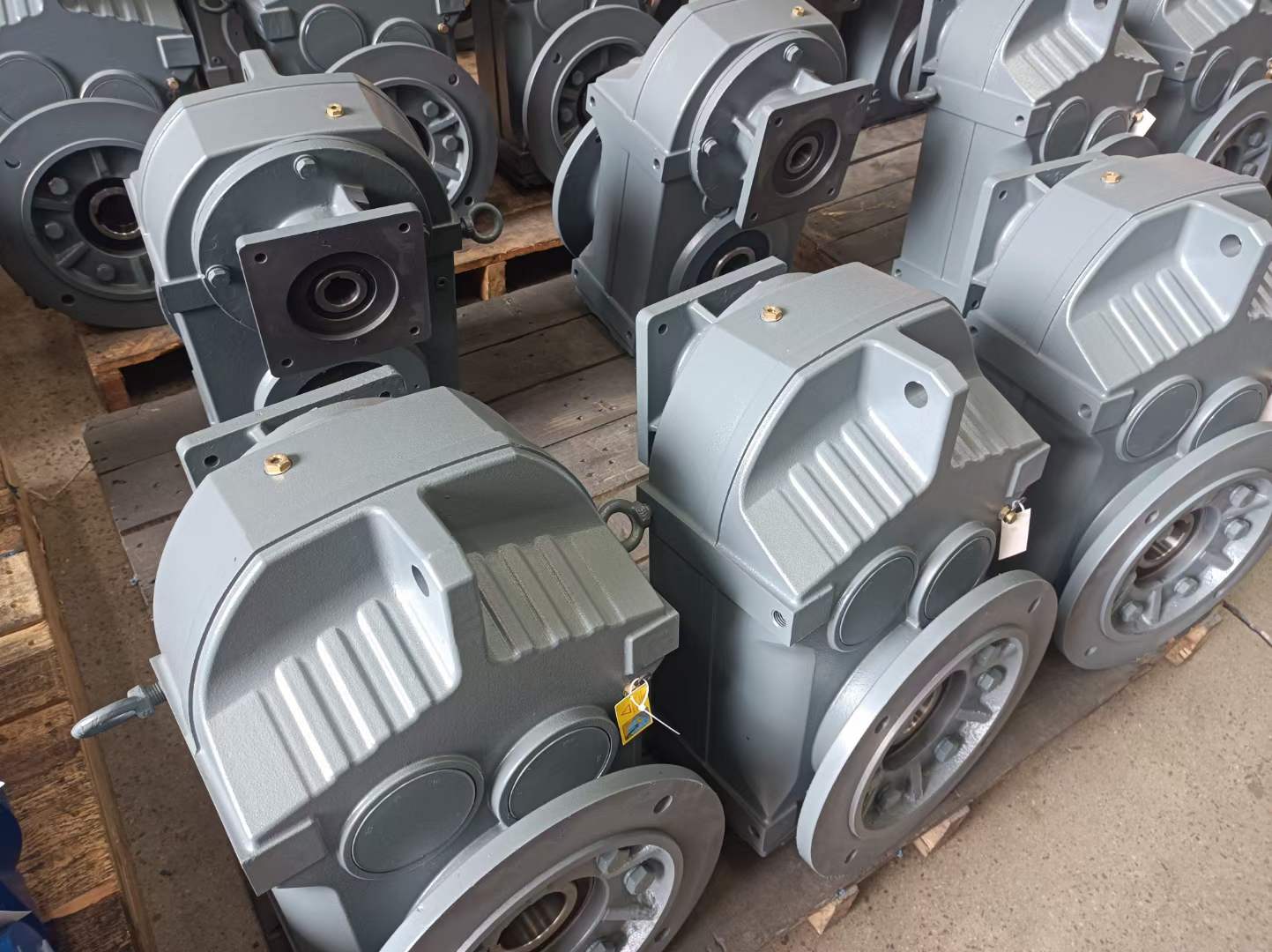 RF167-YVP55KW-29.87ŷٻMC2RVHT06
