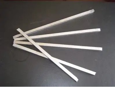 高纯钨条99.9炼钢用钨条直径20mm金属钨条磨光钨条